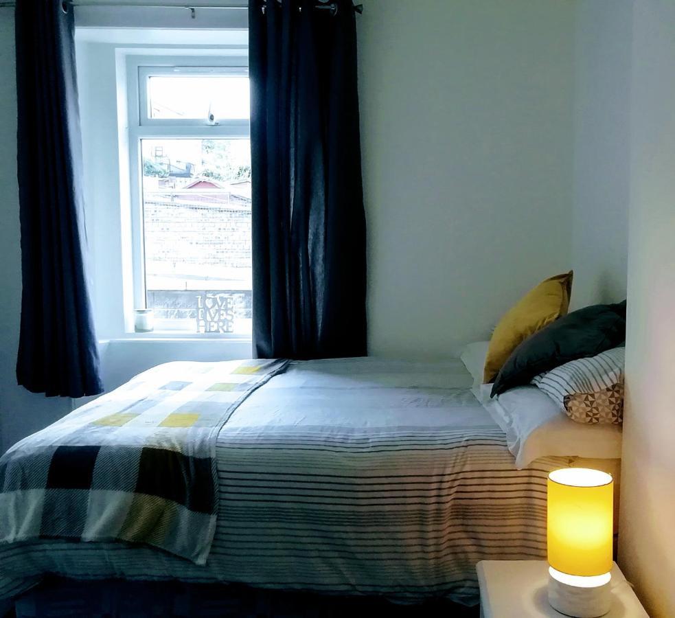 Kilnknowe Apartment. 加拉希尔斯 外观 照片